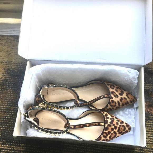 Banana Republic Shoes - Beautiful Banana Republic cheetah print sandals
